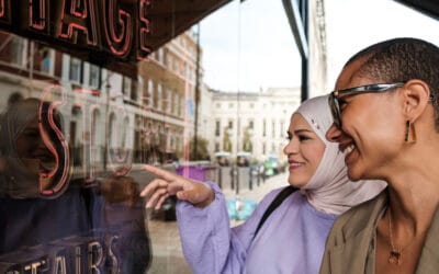 Solusi Promosi Efektif: Perkenalkan Bisnis dengan Outdoor Advertising Signage